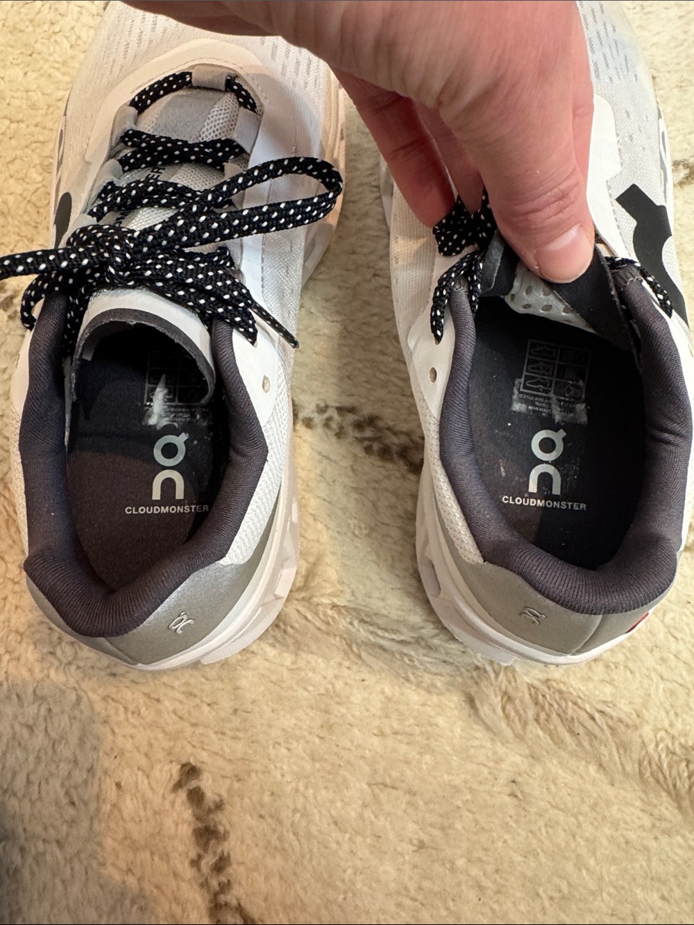 On Cloudmonster Running Sneakers - Picture 7 of 7
